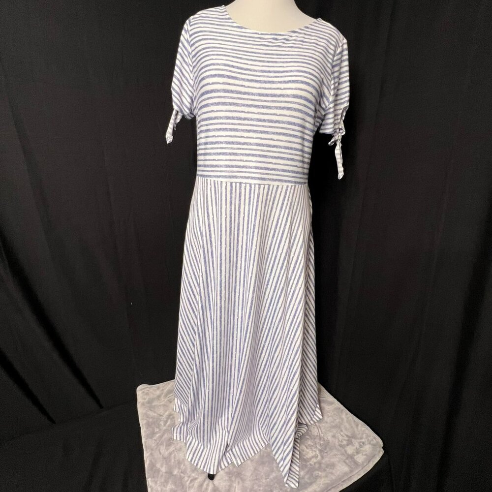 Beautiful Emma & Michele midi-dress